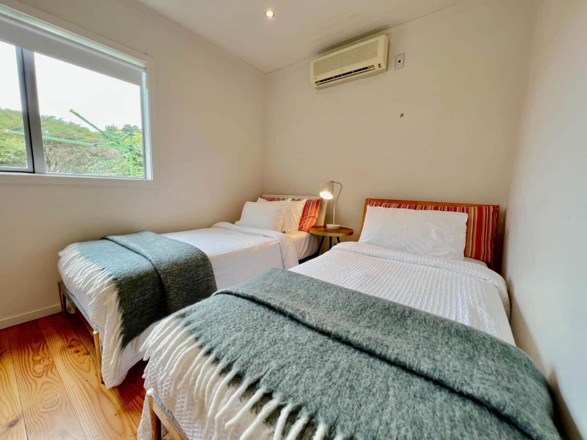 Tawa Cottage - Coast & Country Oneroa Екстериор снимка